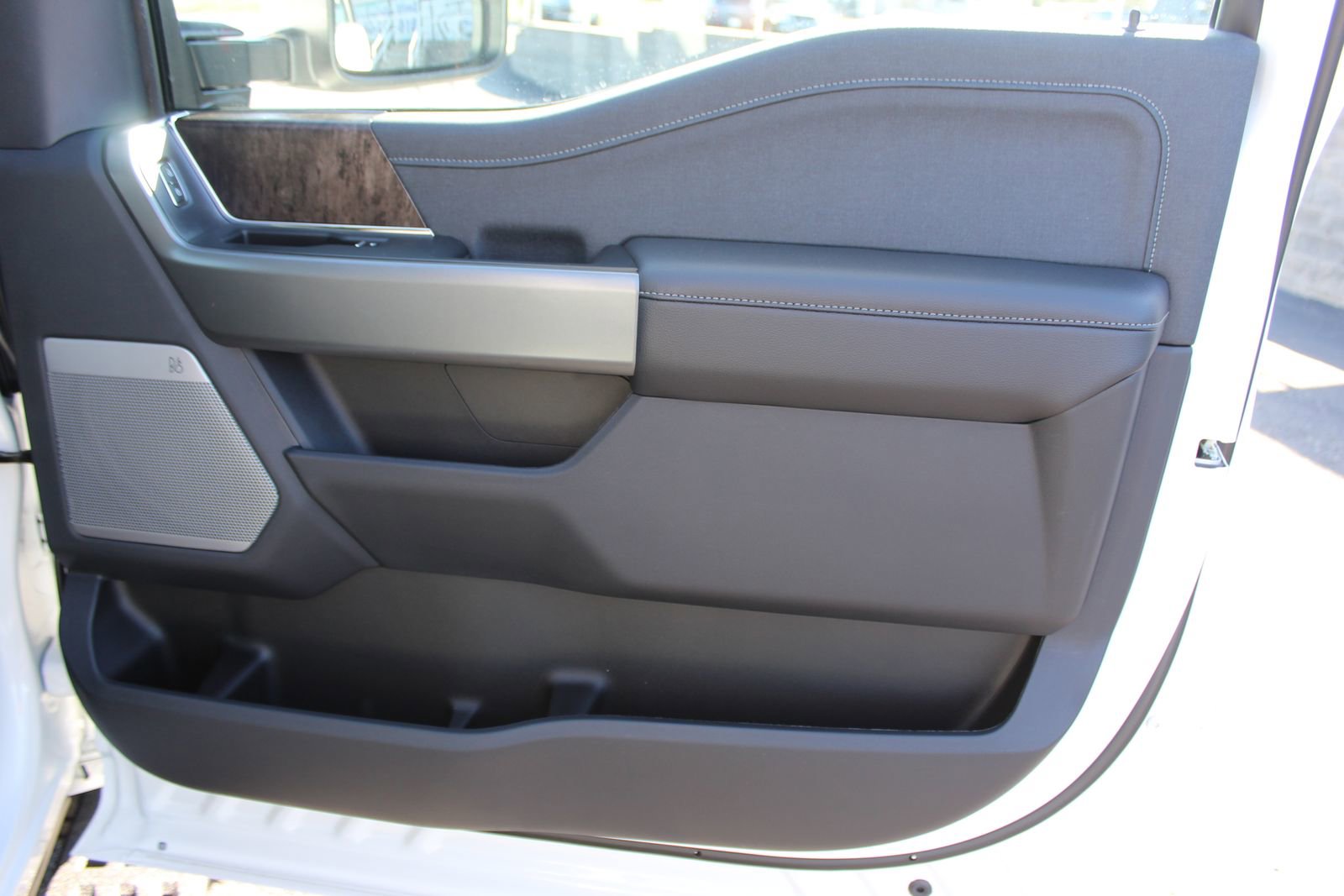 New 2026 Ford F250 Lariat w/ Tremor Off-Road Package image 12