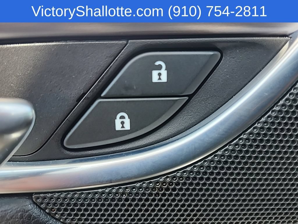 Used 2019 Cadillac XT5 Premium Luxury FWD image 22