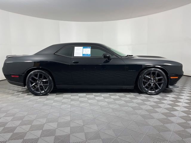 Used 2021 Dodge Challenger R/T w/ Blacktop Package image 12