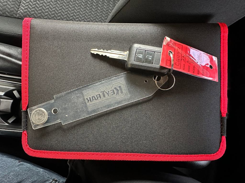 Used 2022 Mitsubishi Eclipse Cross LE image 9