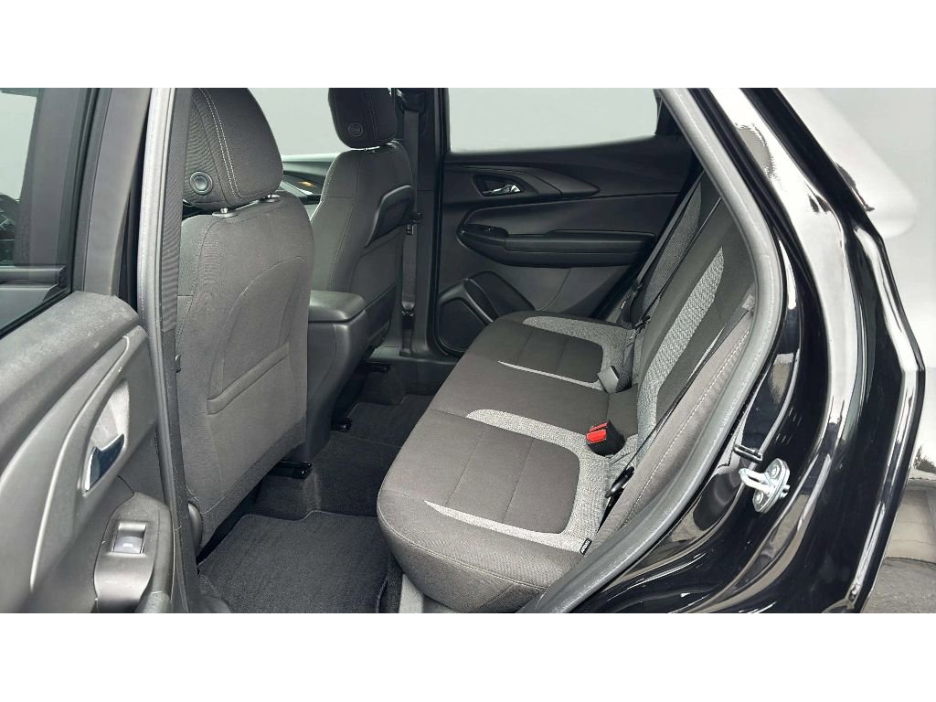 Used 2022 Chevrolet TrailBlazer LT w/ Driver Confidence Package image 11