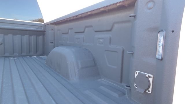 Used 2023 GMC Sierra 1500 AT4 w/ AT4 Premium Package image 24