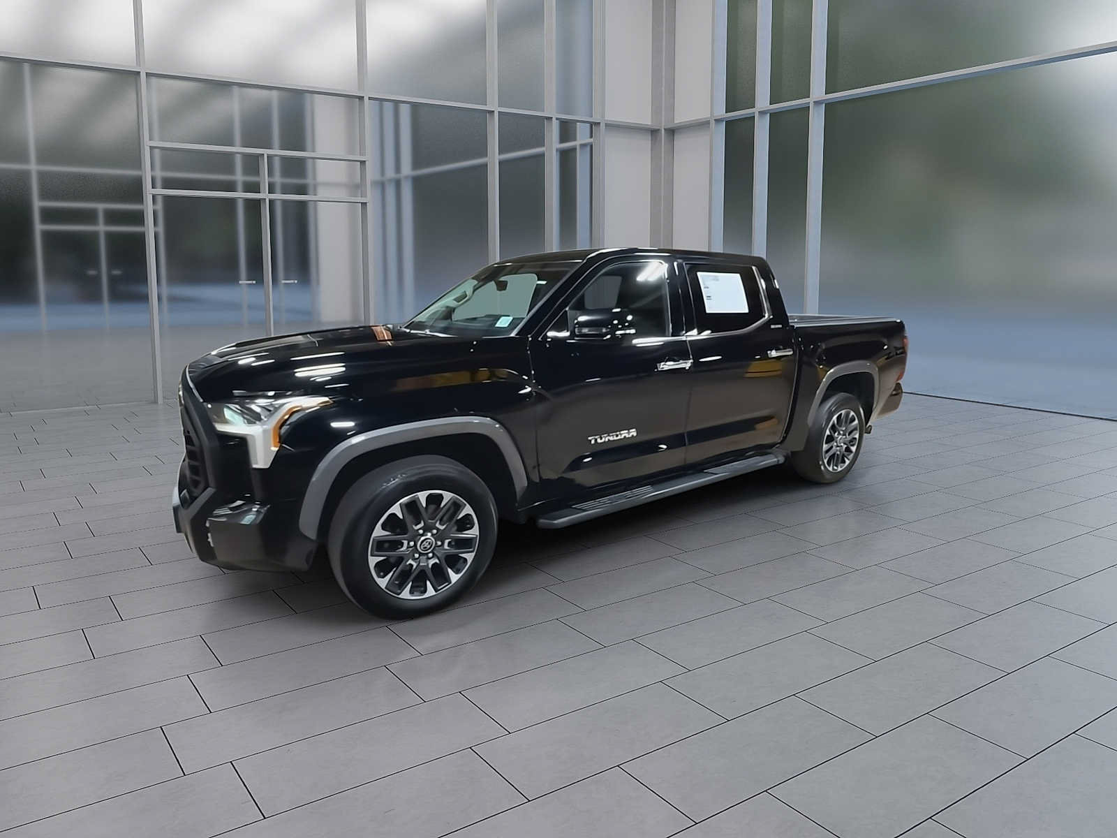 Used 2022 Toyota Tundra Limited w/ Power Package AWD/4WD image 4