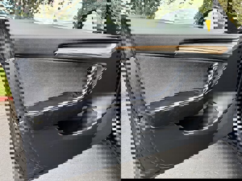Used 2022 Tesla Model 3 image 24