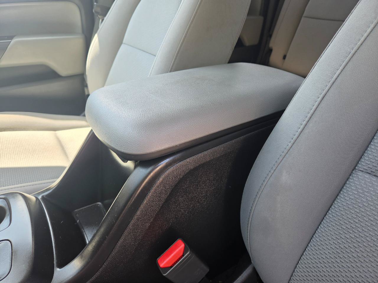 Used 2019 Chevrolet Colorado W/T w/ WT Convenience Package RWD image 19