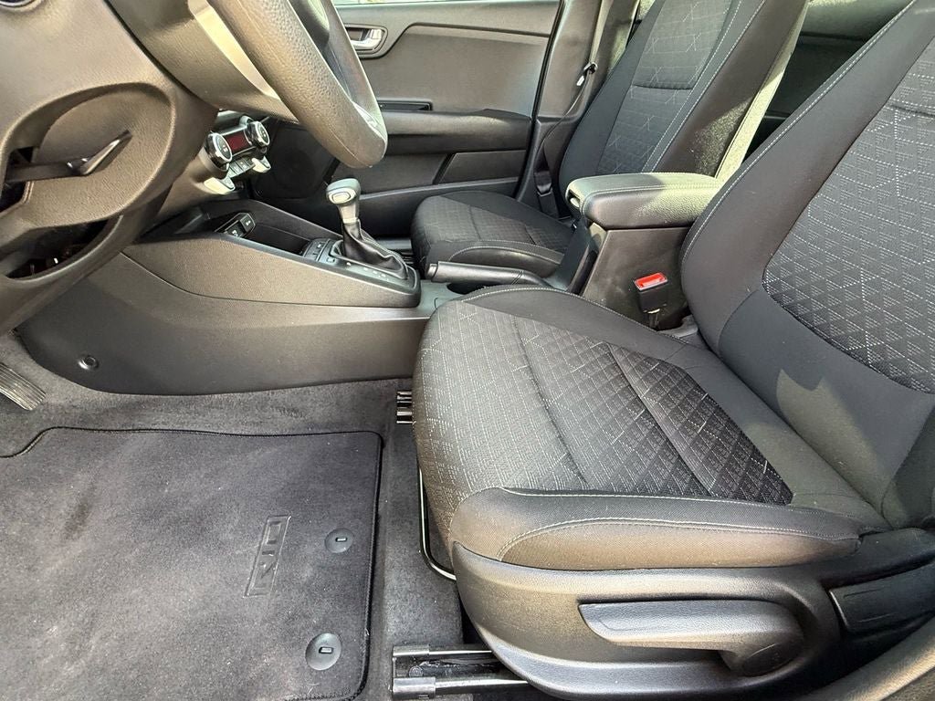 Used 2023 Kia Rio S w/ Technology Package image 12