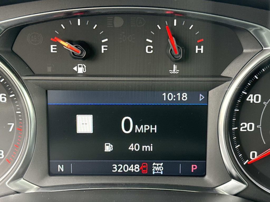 Used 2023 GMC Acadia AT4 w/ Preferred Package image 40