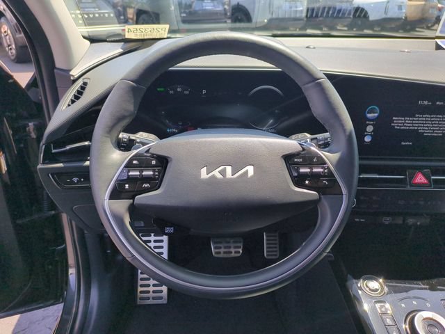 Certified 2024 Kia Niro Wave FWD image 18