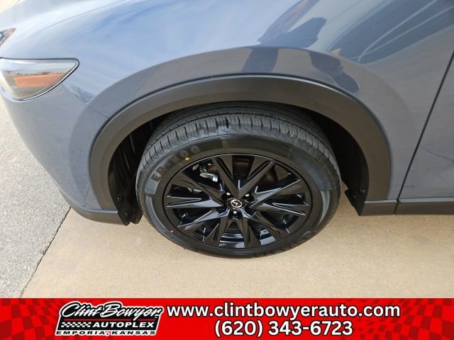 Used 2024 MAZDA CX-5 Carbon Edition image 13