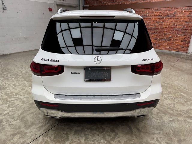 Certified 2021 Mercedes-Benz GLB 250 GLB 250 image 4