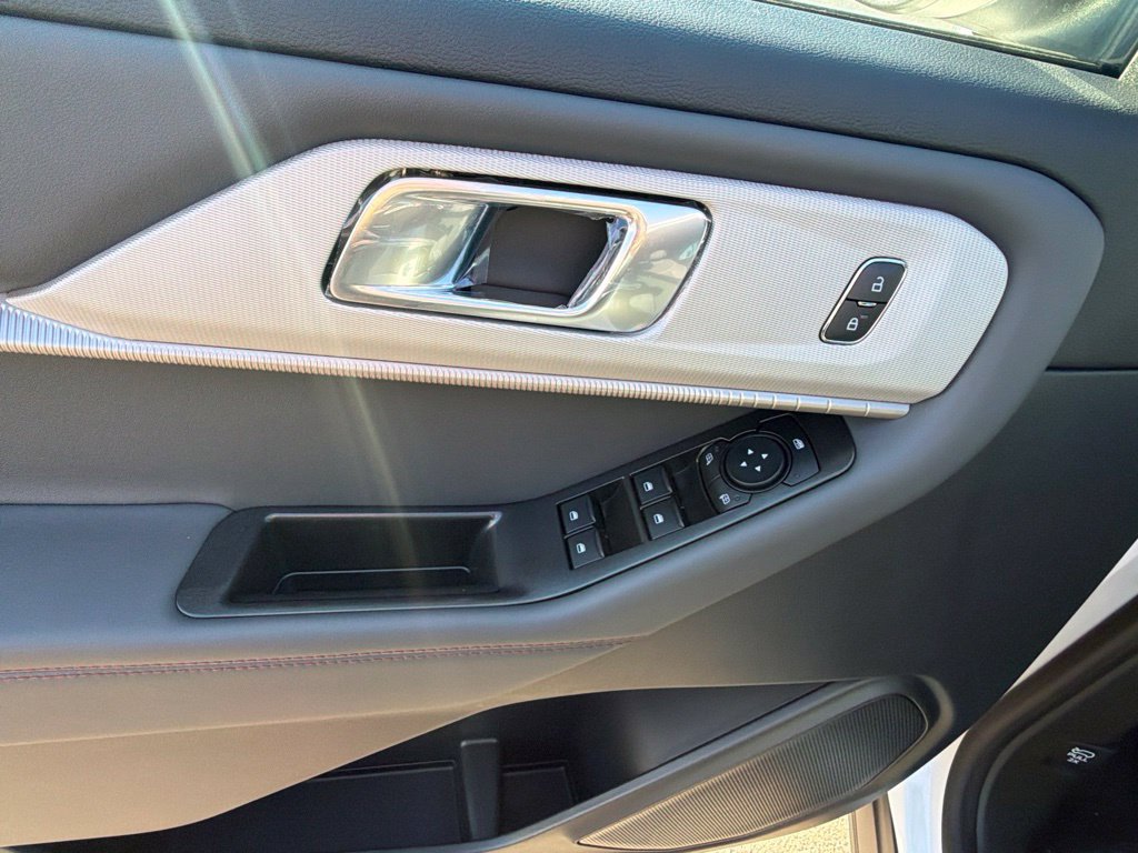 New 2027 Ford Explorer Active AWD/4WD image 24