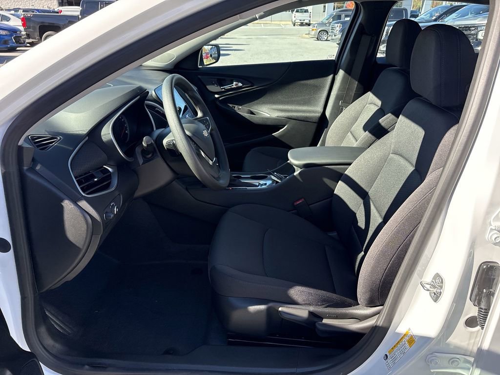 New 2025 Chevrolet Malibu LS image 20