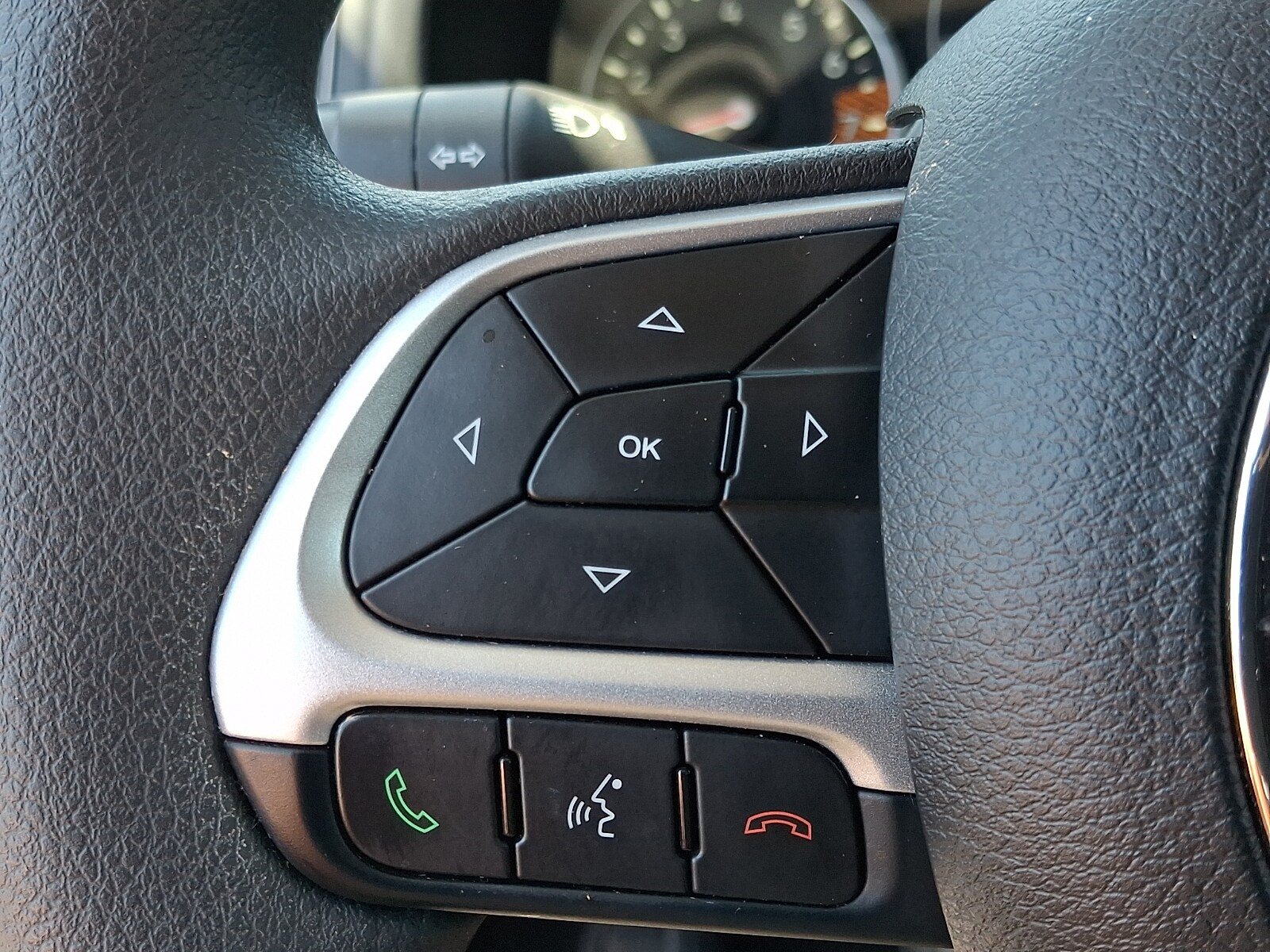 Used 2023 Jeep Renegade Latitude AWD/4WD image 22