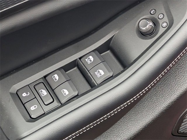 New 2025 Jeep Grand Cherokee L Altitude image 21