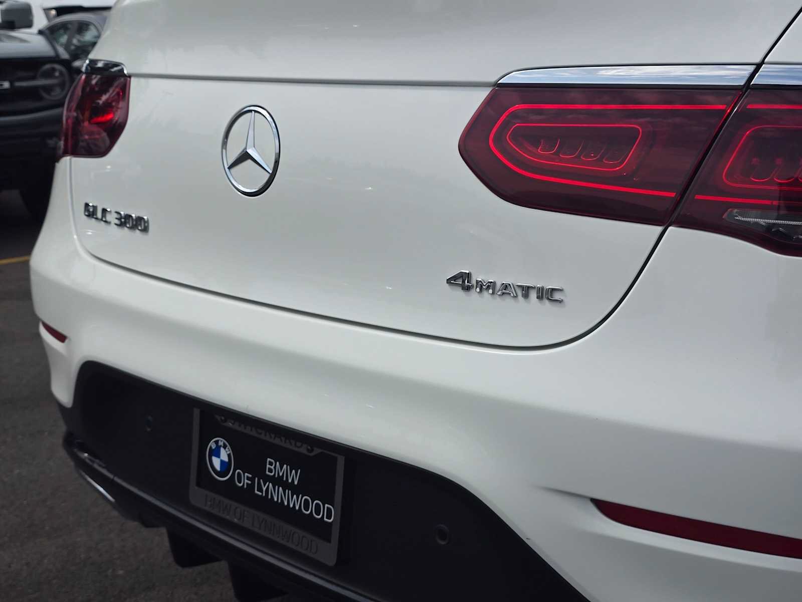 Used 2022 Mercedes-Benz GLC 300 4MATIC Coupe image 13