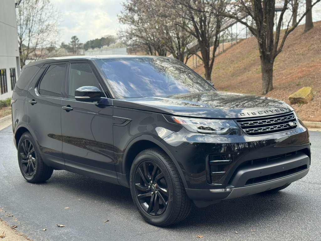 Used 2017 Land Rover Discovery HSE AWD/4WD image 12