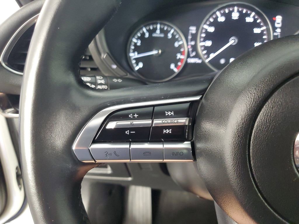 Used 2021 MAZDA MAZDA3 s image 26