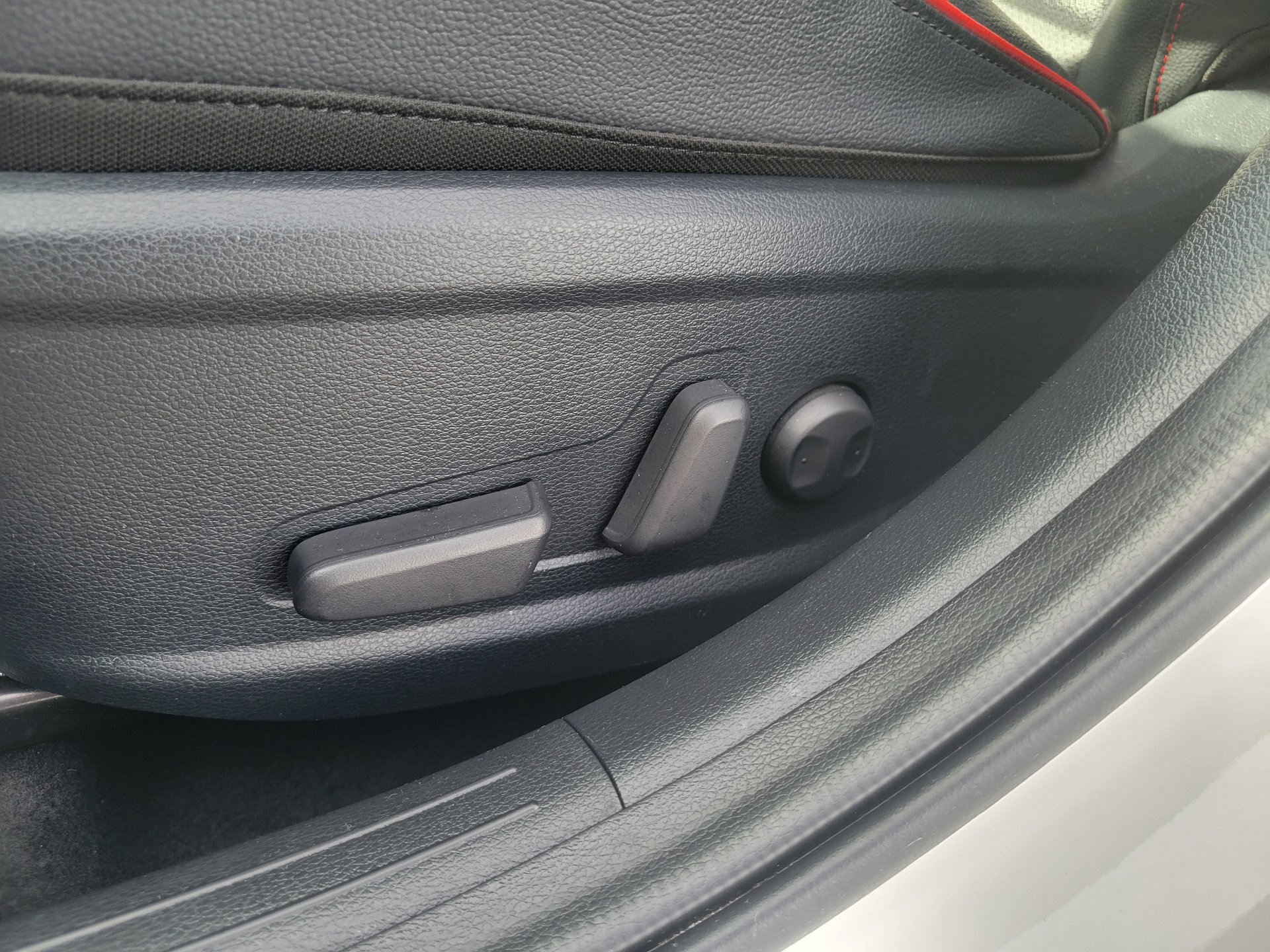 Used 2024 Kia Forte GT w/ GT2 Package image 16