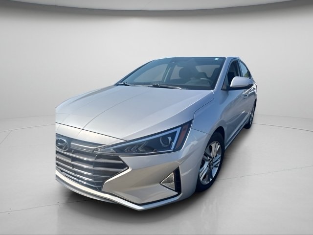 Used 2019 Hyundai Elantra SEL w/ Cargo Package FWD image 2
