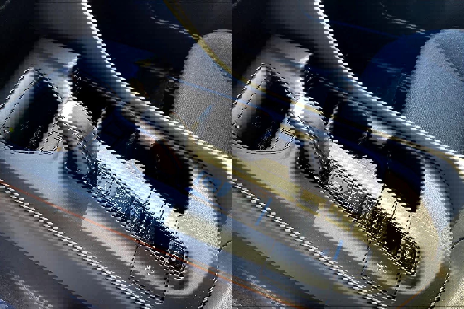 Used 2023 Toyota Crown XLE image 15