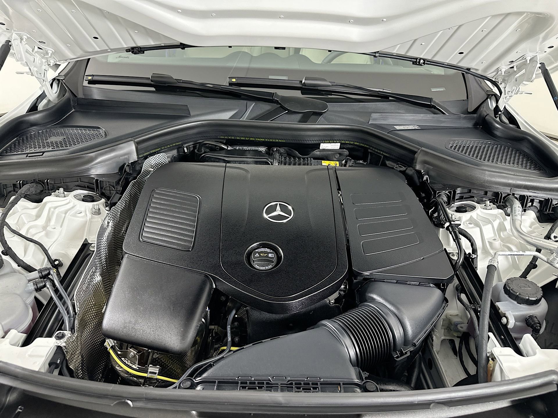 New 2026 Mercedes-Benz GLC 300 4MATIC image 33