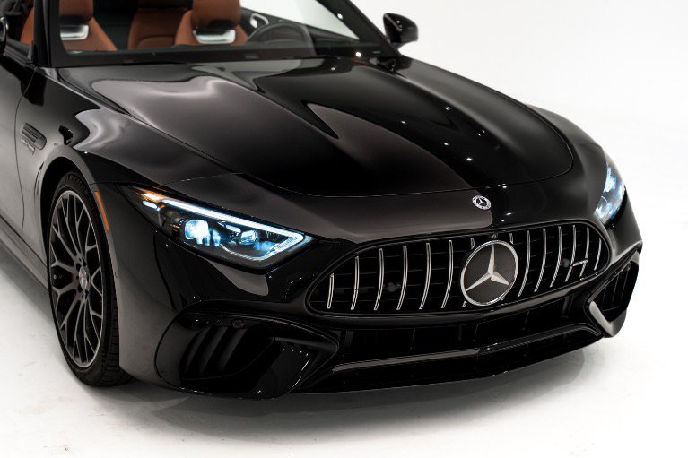 Used 2022 Mercedes-Benz SL 55 AMG 4MATIC image 42