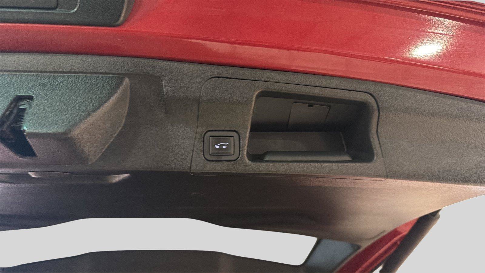 Used 2023 GMC Acadia AT4 w/ LPO, Floor Liner Package AWD/4WD image 19