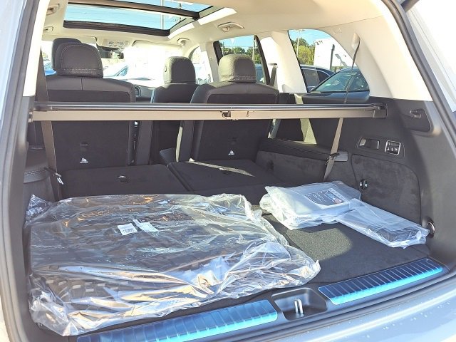 New 2026 Mercedes-Benz GLS 450 4MATIC image 9