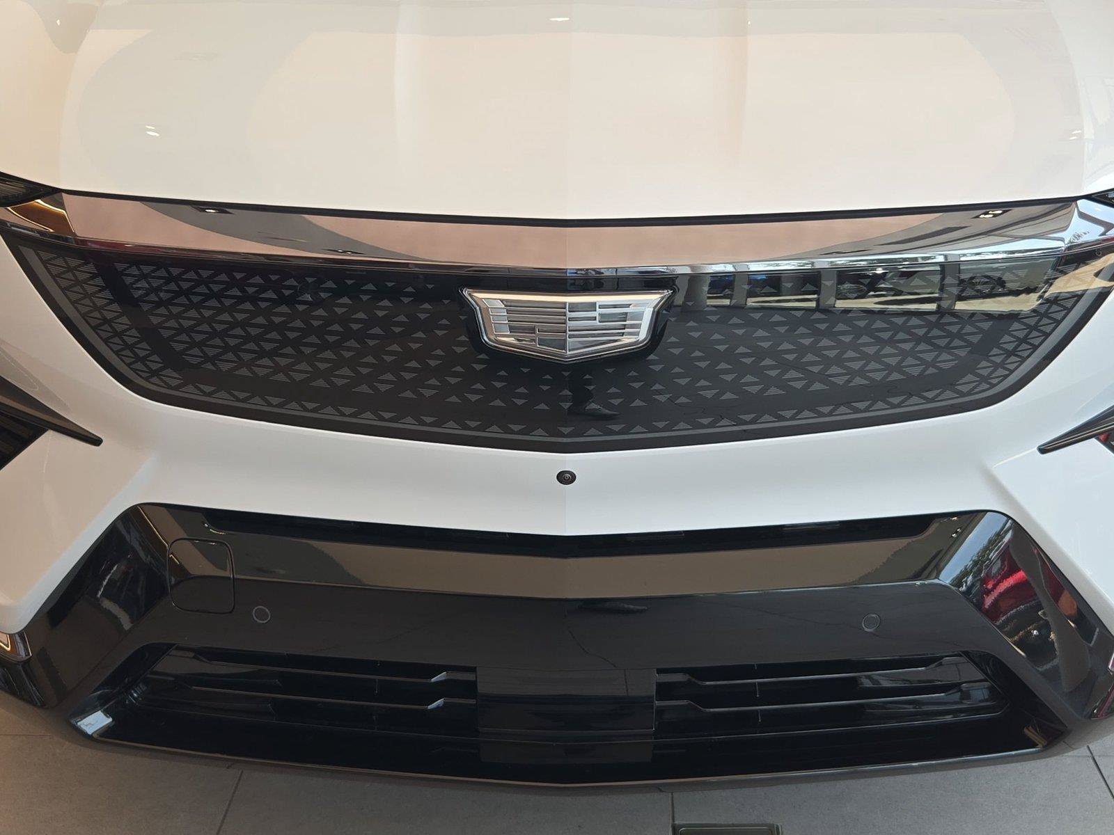 New 2026 Cadillac Optiq Sport 2 w/ LPO, Floor Liner Package AWD/4WD image 6