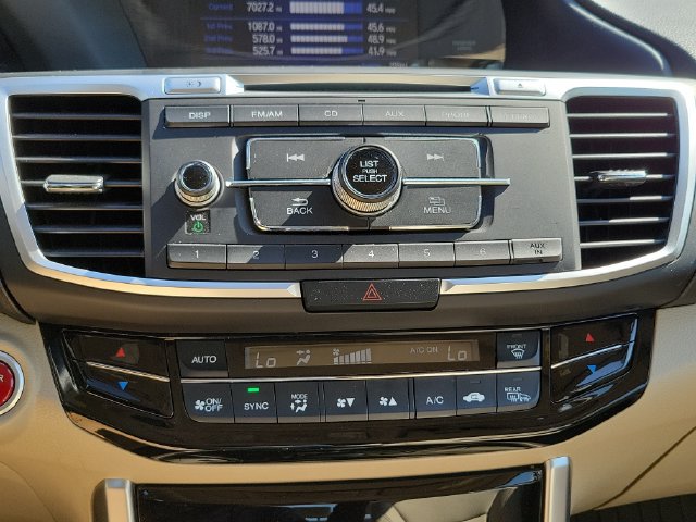 Used 2017 Honda Accord Hybrid Sedan image 27