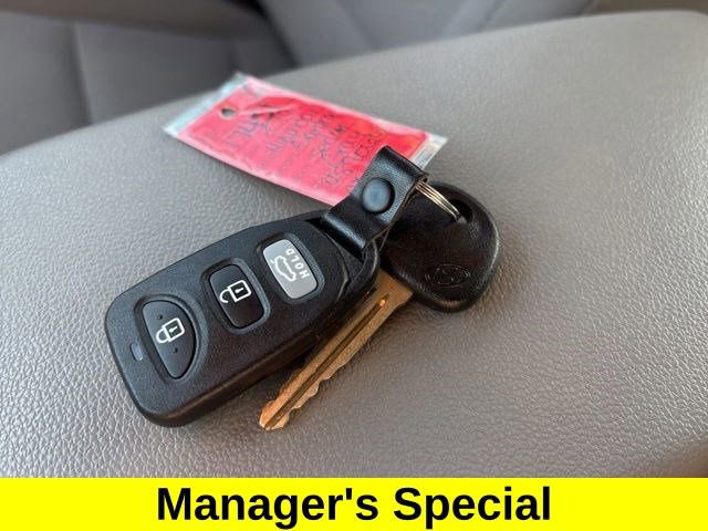 Used 2019 Hyundai Elantra SE image 45