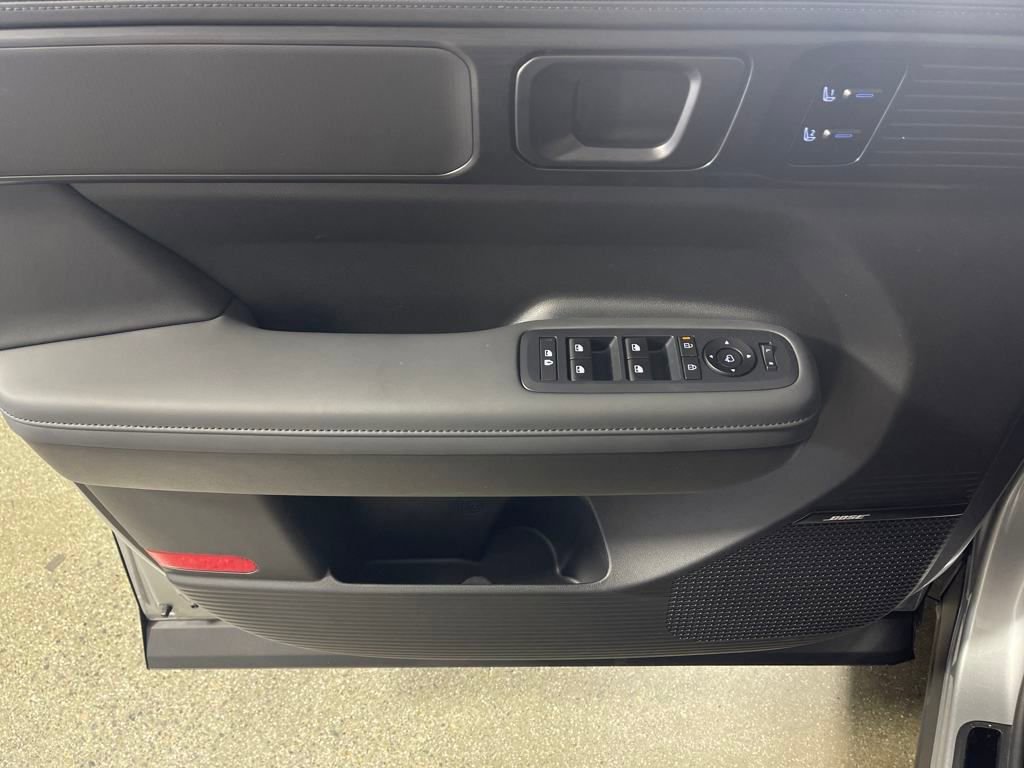 New 2025 Hyundai Santa Fe Calligraphy image 19