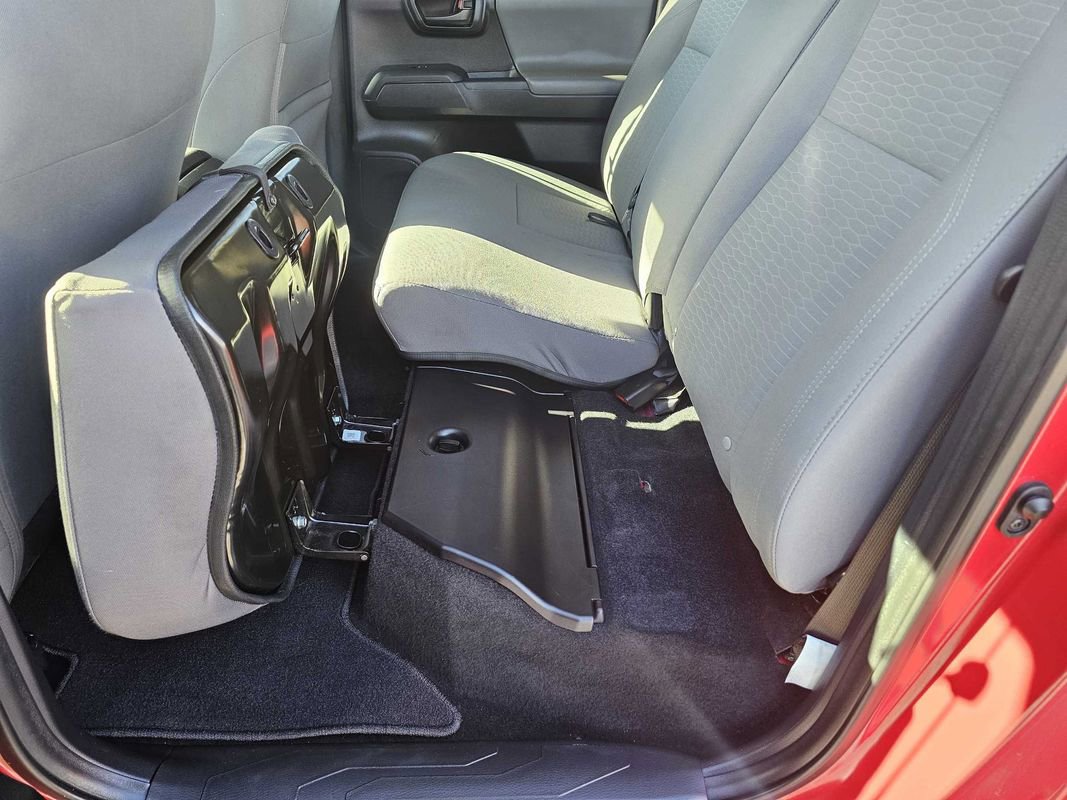 Used 2019 Toyota Tacoma SR w/ SR Convenience Package image 25