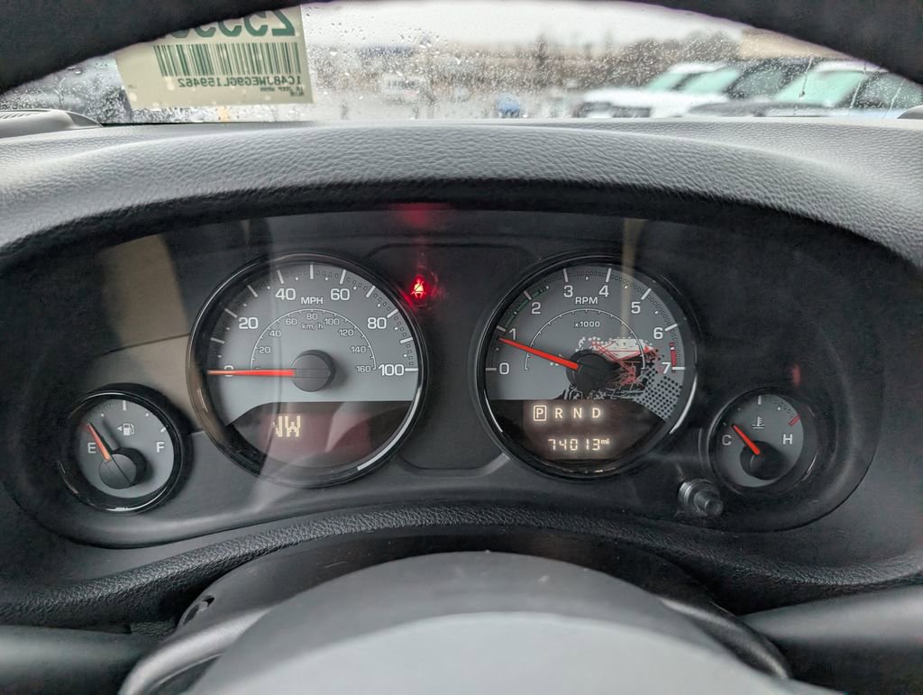 Used 2016 Jeep Wrangler Unlimited Sahara image 15