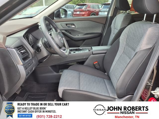 Certified 2023 Nissan Rogue SV FWD image 3
