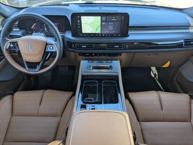 New 2025 Lincoln Aviator Black Label AWD/4WD image 14