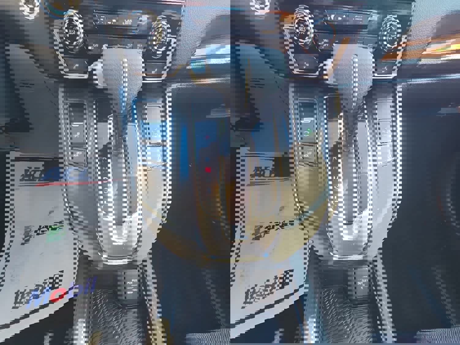 Used 2018 Honda CR-V EX image 11