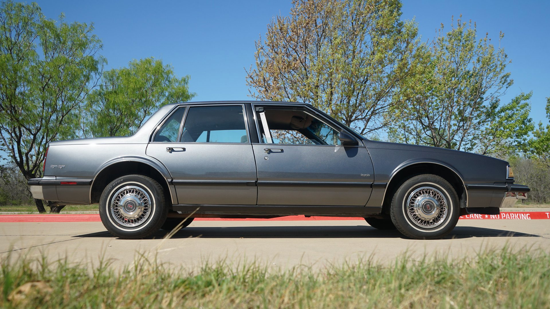 Used 1989 Oldsmobile 88 Royale image 19