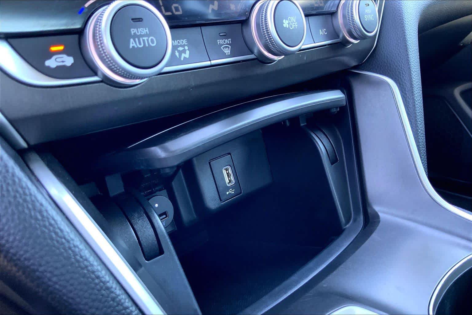 Used 2018 Honda Accord LX image 35