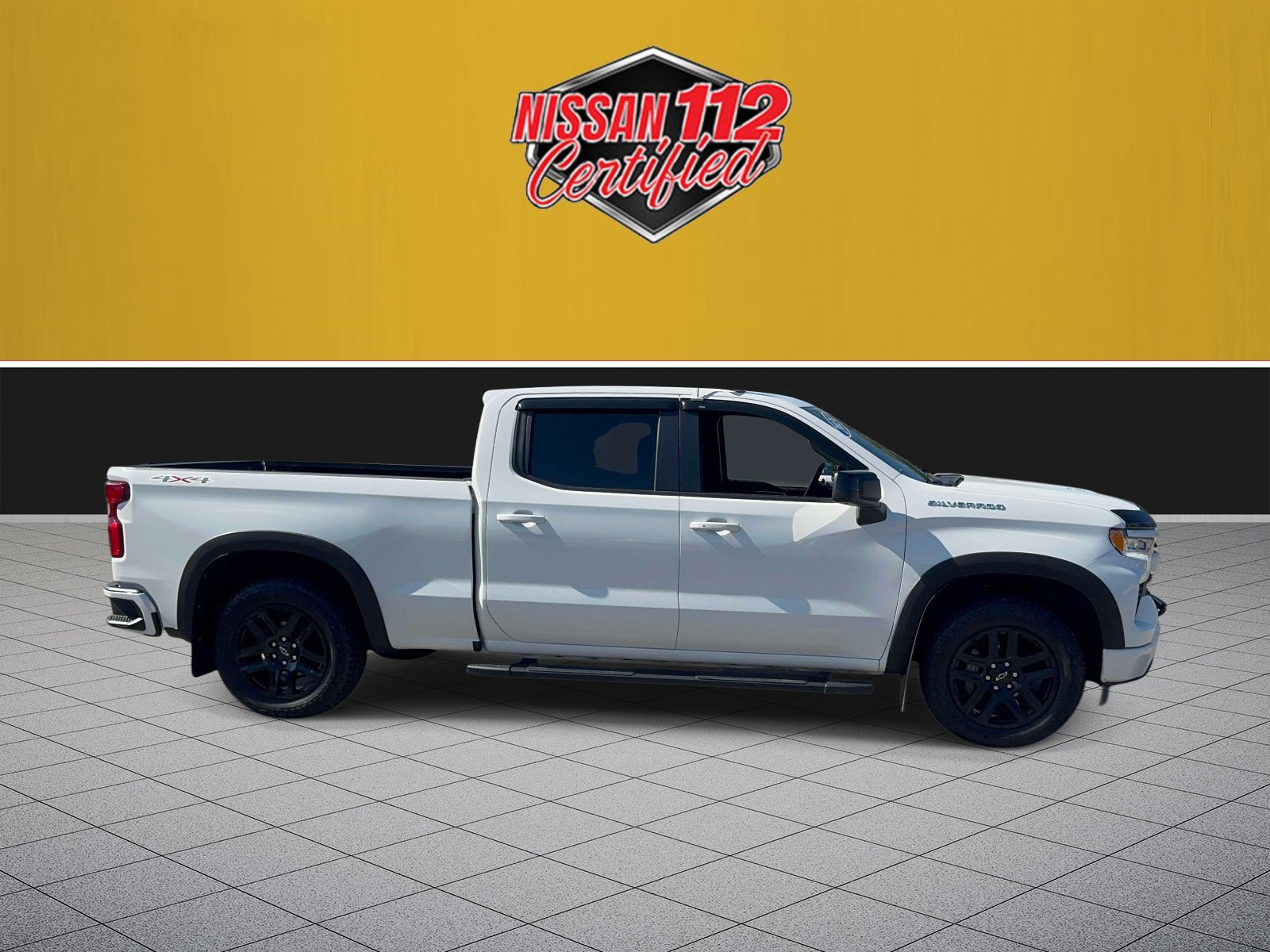 Used 2024 Chevrolet Silverado 1500 RST w/ Max Trailering Package AWD/4WD image 4