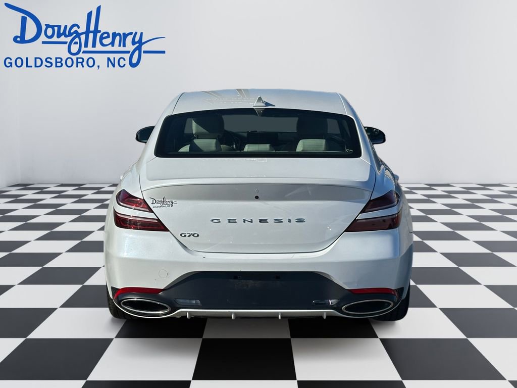Used 2024 Genesis G70 2.5T image 4