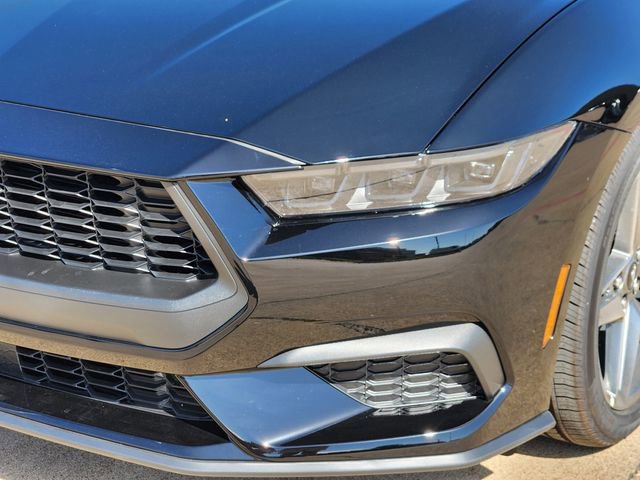 New 2025 Ford Mustang Coupe image 9