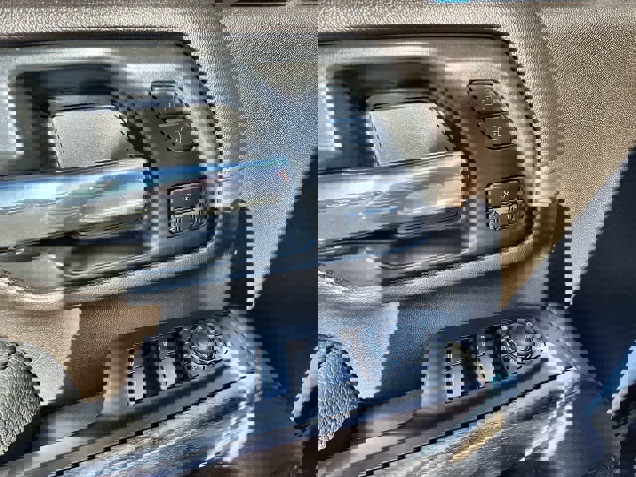 Used 2021 GMC Sierra 2500 Denali w/ Denali Ultimate Package image 24