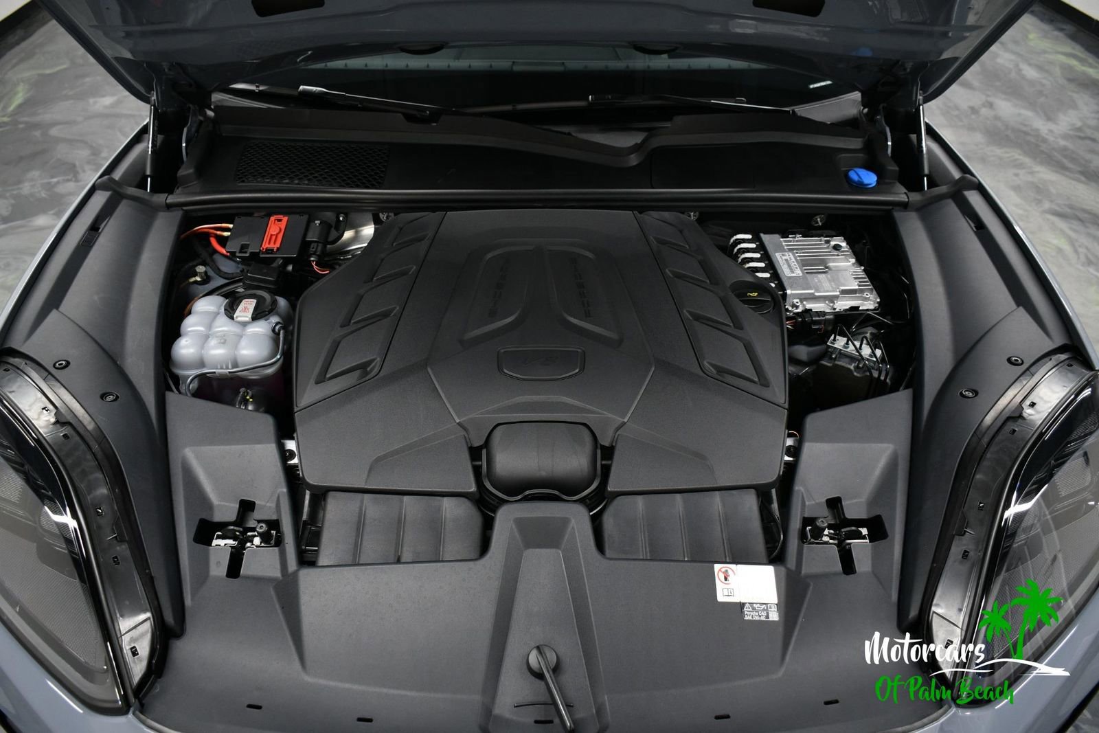 Used 2024 Porsche Cayenne Turbo GT image 61