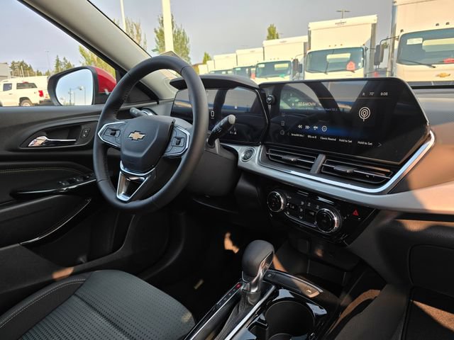 New 2026 Chevrolet Trax LT w/ LT Convenience Package FWD image 10