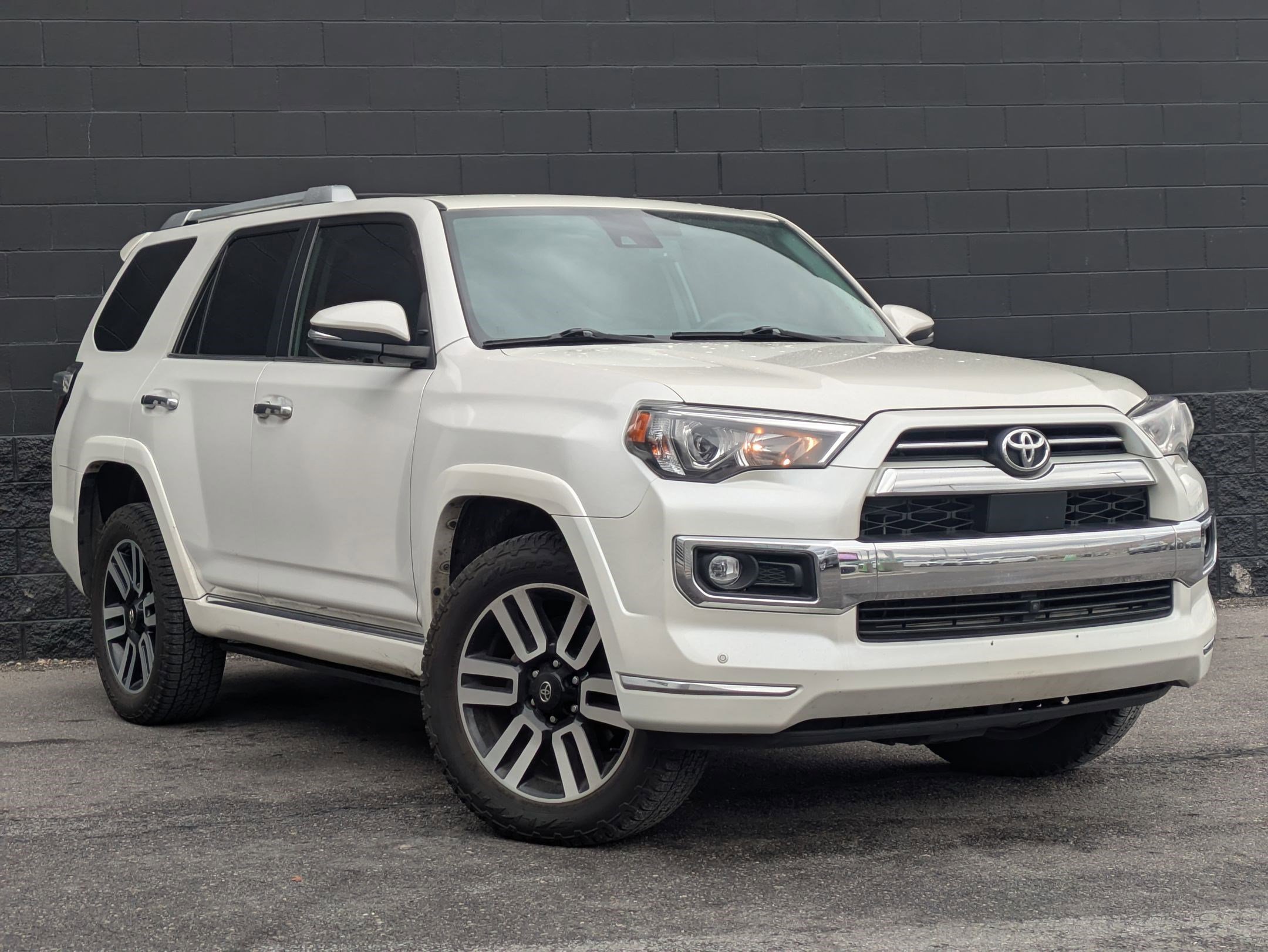 Used 2023 Toyota 4Runner Limited image 3