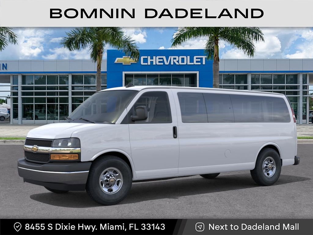 New 2026 Chevrolet Express 3500 LT w/ LT Preferred Equipment Group RWD image 3