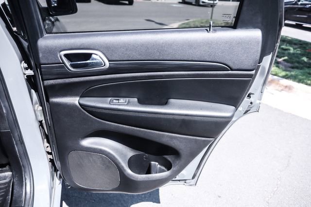 Used 2019 Jeep Grand Cherokee Altitude AWD/4WD image 60