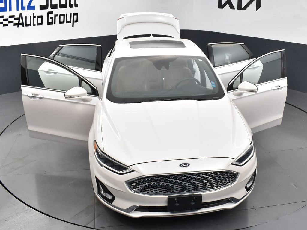 Used 2019 Ford Fusion Titanium image 29
