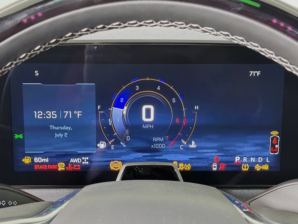 New 2026 Chevrolet Traverse Z71 w/ Enhanced Driving Package AWD/4WD image 13